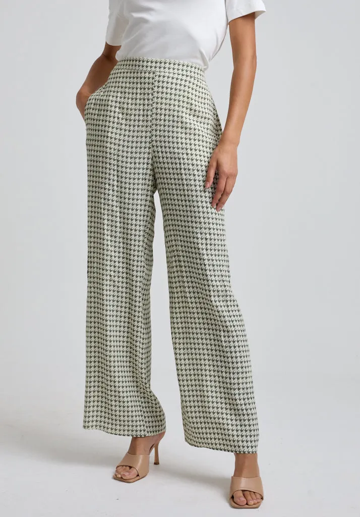 Leon Wide Leg Houndstooth Print Trouser In Green