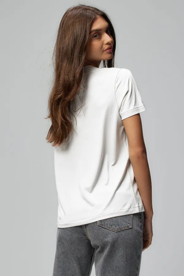 Majestic Lyocell Cotton Semi Relaxed Short Sleeve Crewneck in Blanc