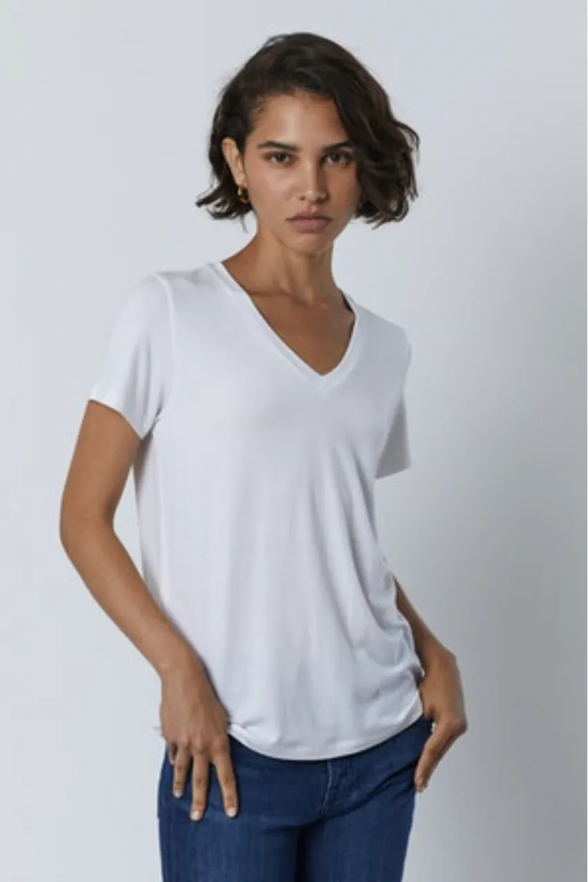 Velvet by Jenny Graham Runyon 06 Short Sleeve V-Neck Tee | White